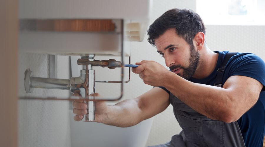 Expert burst pipe repair services in New Troy, MI